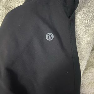 Men’s LuLuLemon 9” THE shorts